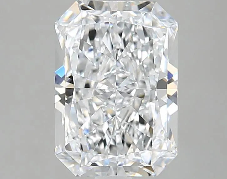 2.08ct Radiant Lab Grown Diamond (Colour E, Clarity VVS1, IGI Certified)