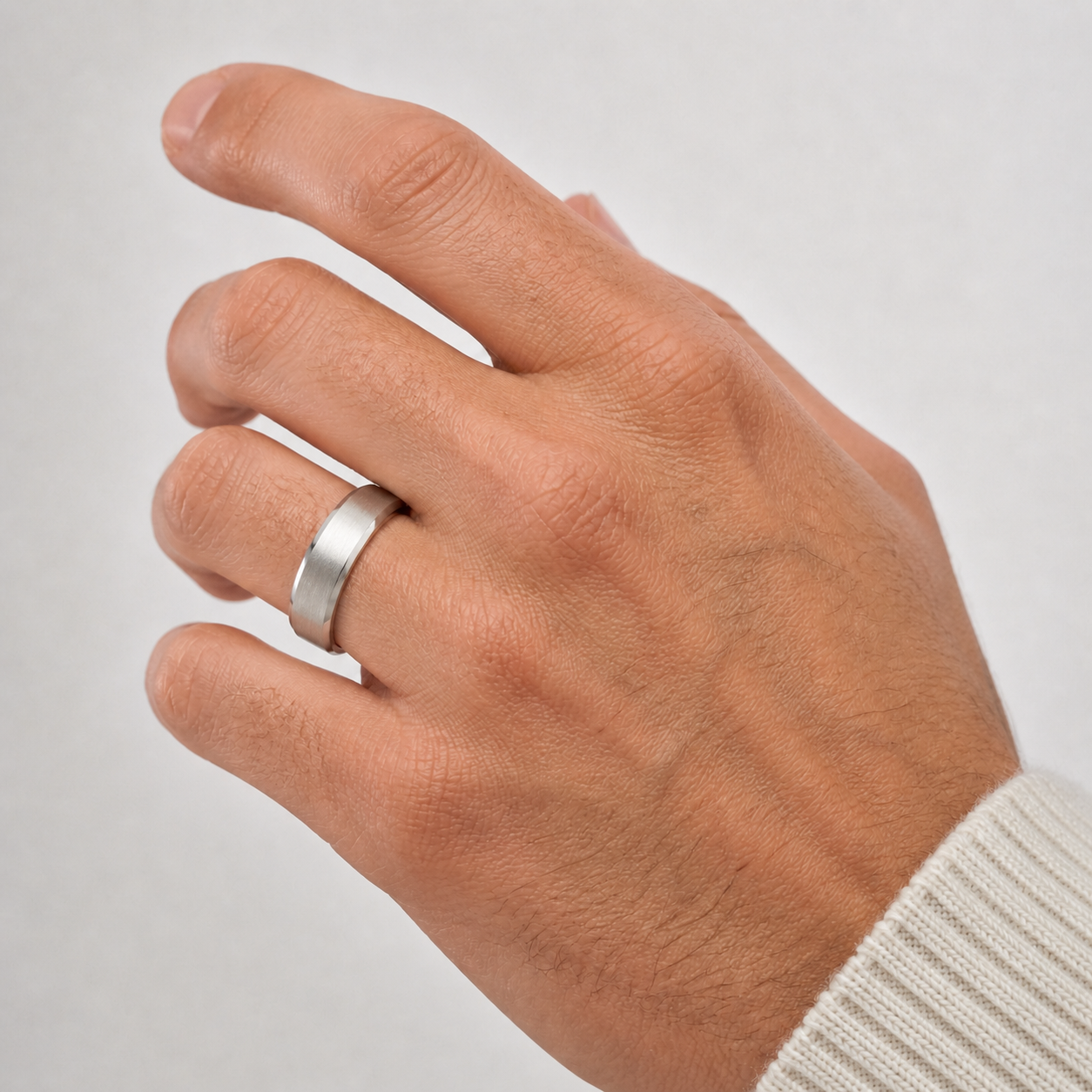 Bevel Band