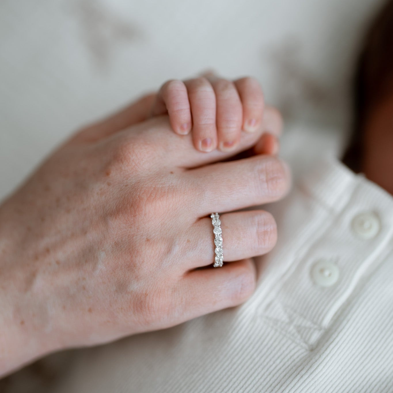 alternating round and oval diamond eternity band