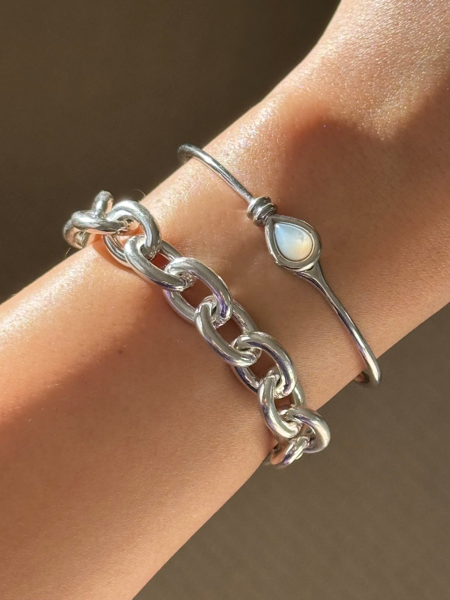 Mother of Pearl Bangle Bracelet