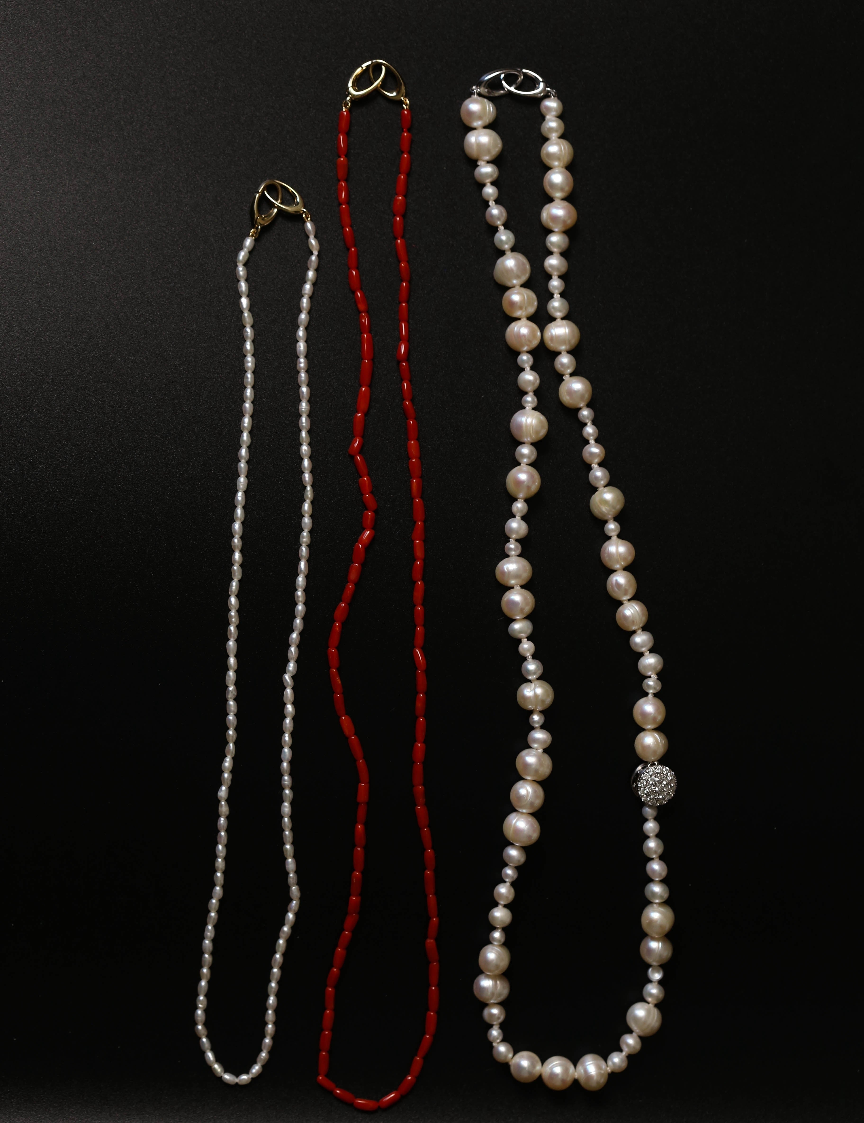 Red Coral Bead Necklace with Gold Accents