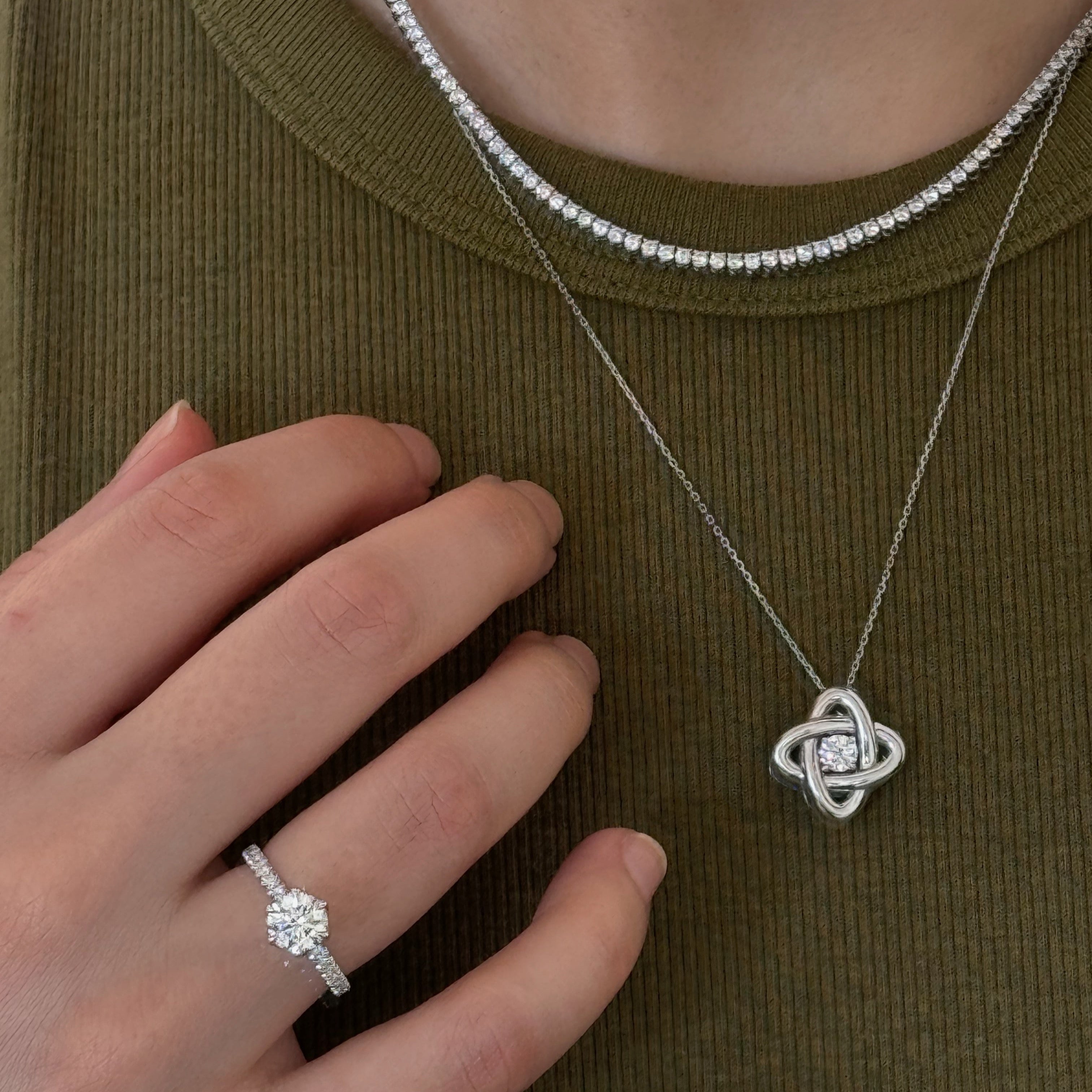 Knot Necklace