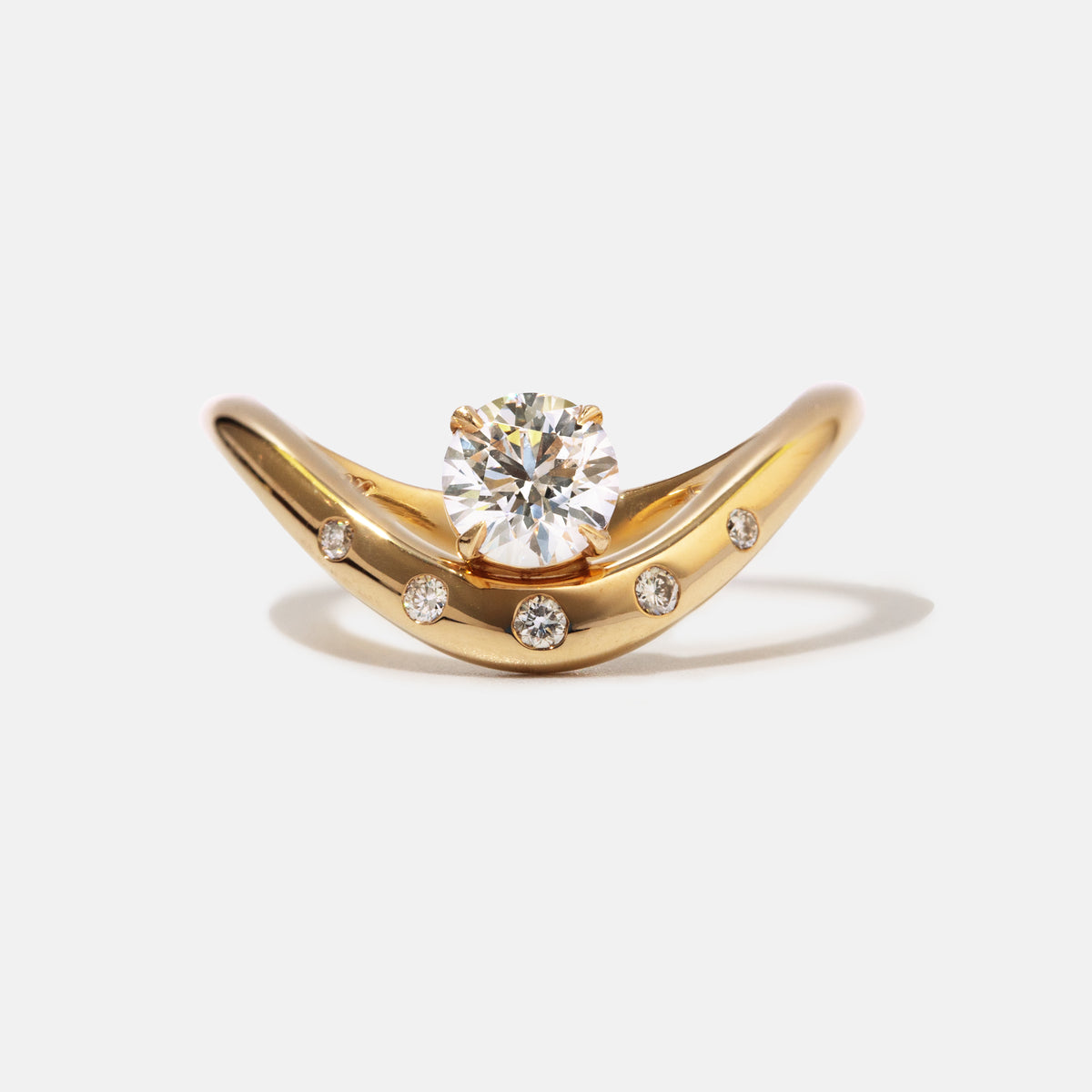Curve Ring