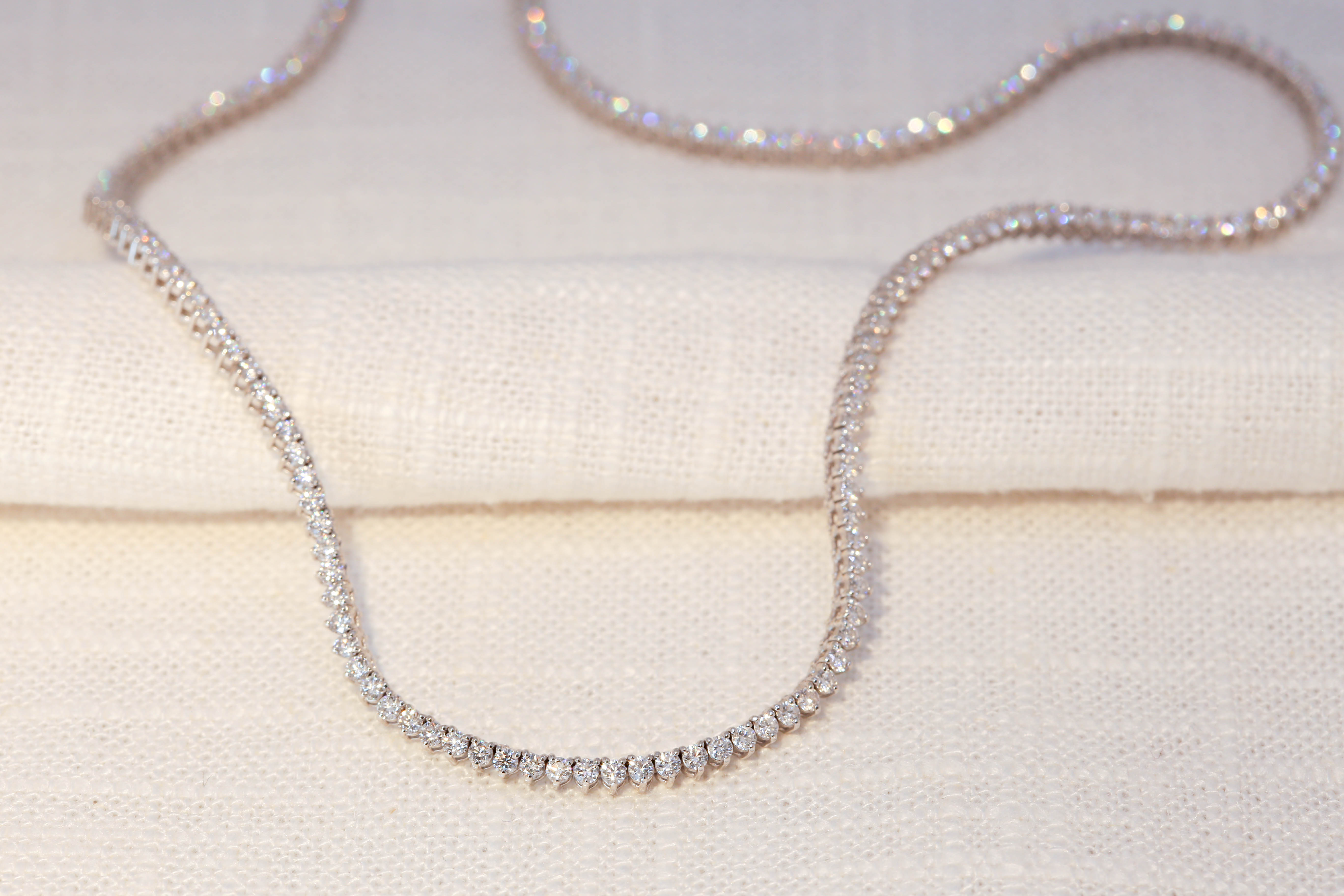 Tennis Necklace 3 Prong