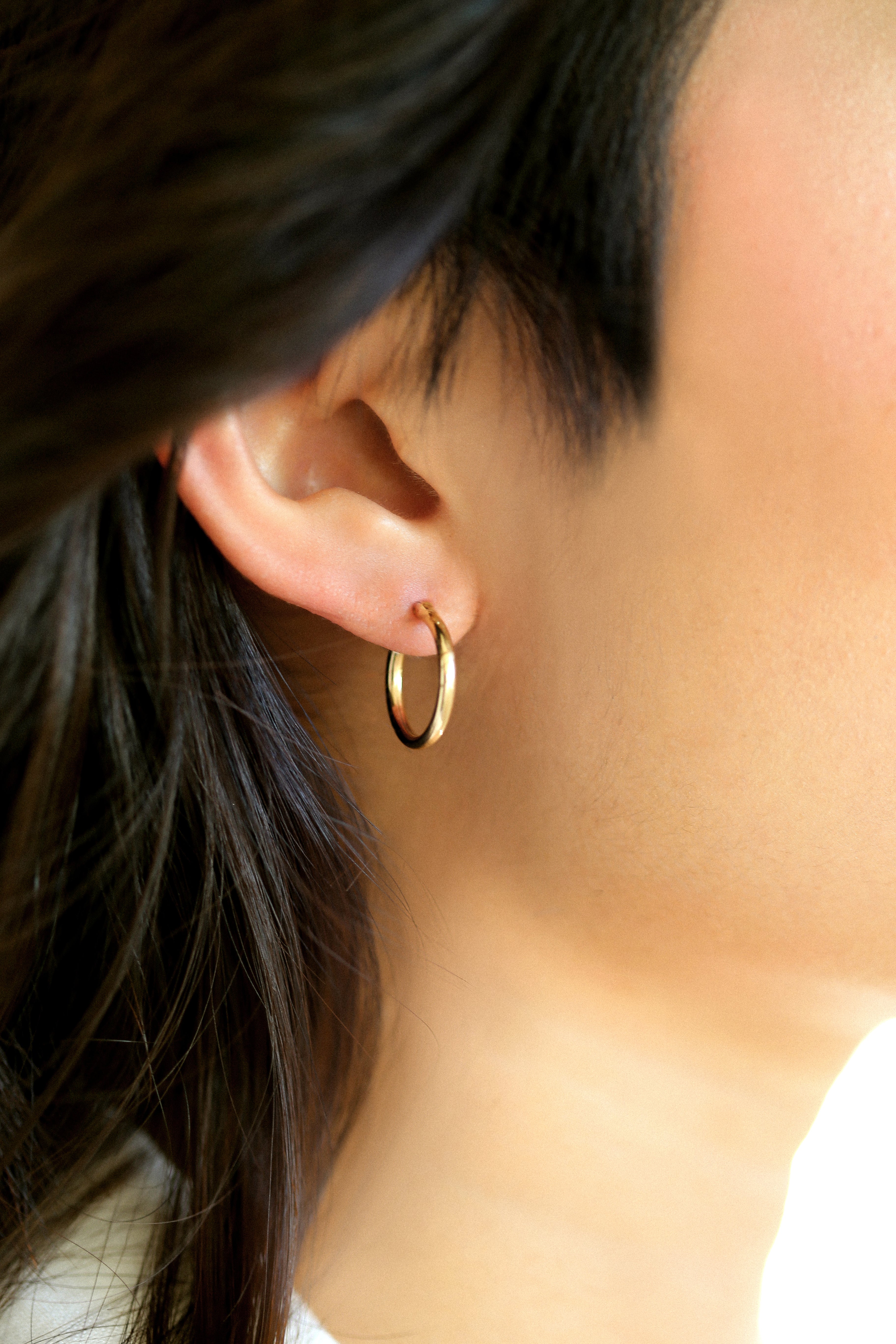 2mm Everyday Gold Tube Hoop Earrings