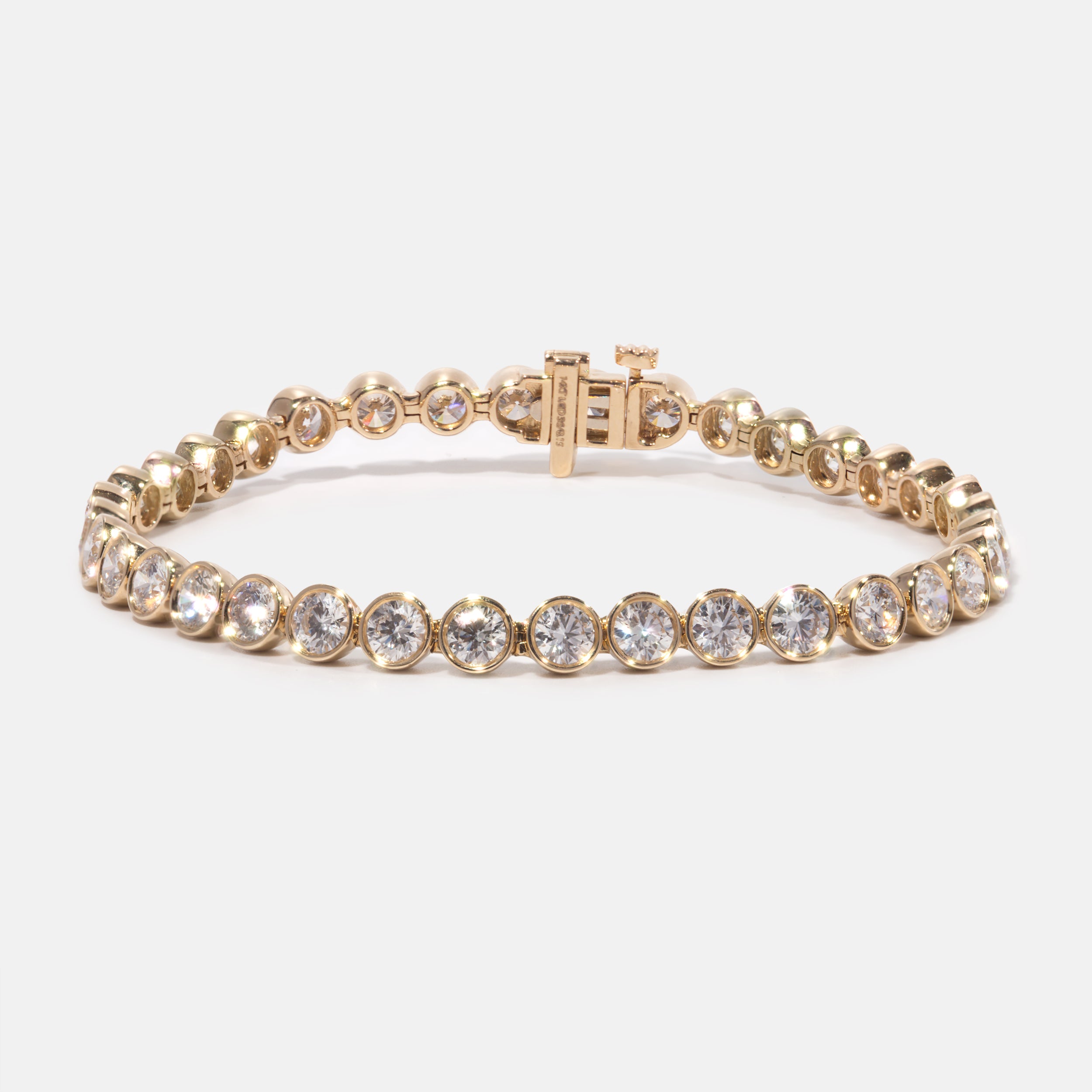 Bezel Round Diamond Tennis Bracelet