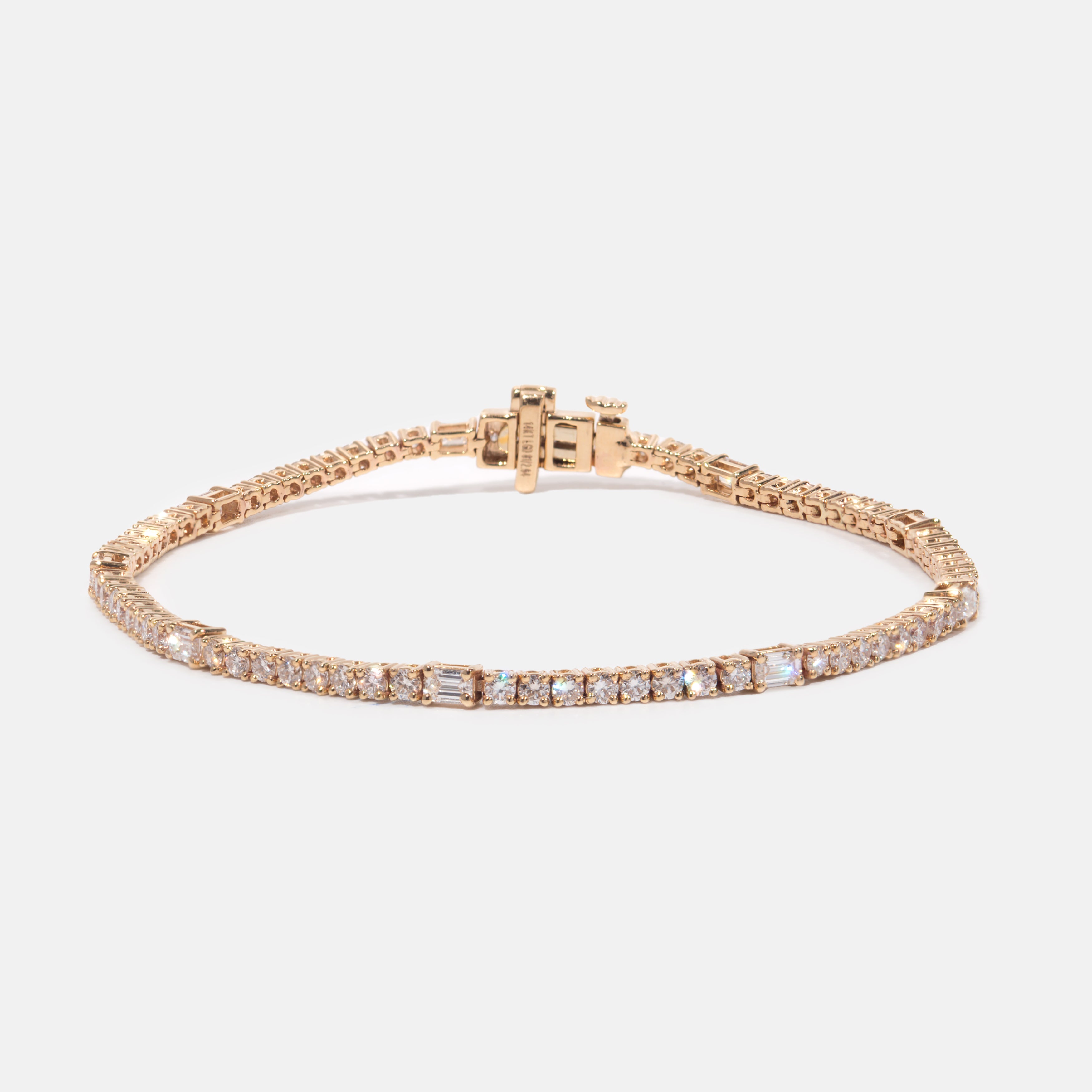 Oval & Round Diamond Tennis Bracelet